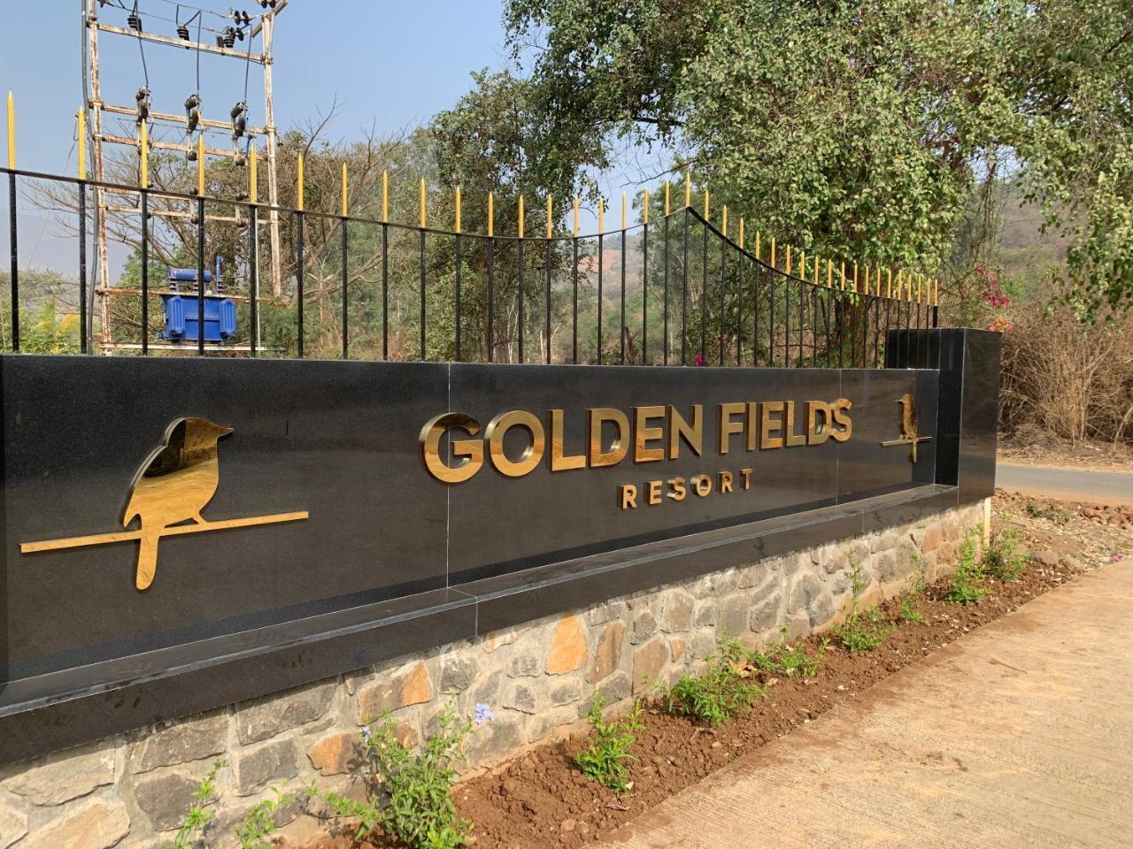 Golden Fields Resort Paud Экстерьер фото